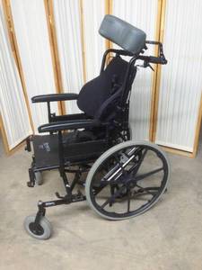 Invacare Solara 3G Tilt Wheelchair with Personal Back 10 Plus - Great Working Condition