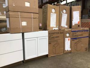 lot 31 image: pallet of assorted cabinets (all different sizes) (see pictures carefully
