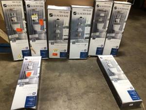 lot 40 image: pallet of assorted Glacier Bay linen towers and space savers (see all pictures)
