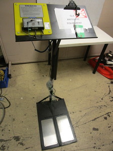 lot 316 image: DESCO ESD PERSONAL GROUND TESTING STATION