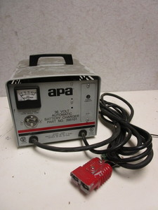 lot 318 image: APA 36V AUTOMATIC BATTERY CHARGER