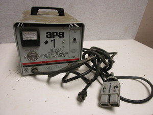 lot 319 image: APA 36V AUTOMATIC BATTERY CHARGER