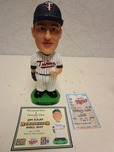 lot 130 image: JIM KAAT MINNESOTA TWINS BOBBLEHEAD DOLL, W COMMEMORATIVE CARD, TICKET STUB