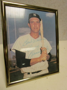 lot 145 image: AUTOGRAPHED NEW YORK YANKEE JOHNNY BLANCHARD PHOTO, BEST WISHES