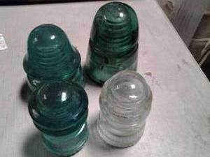 set of 4 Vintage glass pieces, elec...