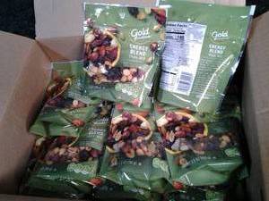 Case of 12 energy blend trail mix w...