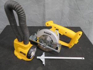 lot 10 image: DEWALT TRIM SAW & FLASHLIGHT.