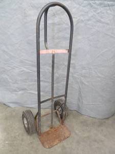 lot 43 image: 2 WHEEL CART