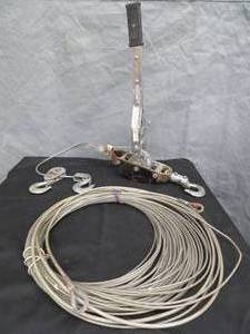 lot 76 image: HAND WINCH AND LOTS OF CABLE