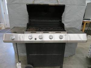lot 98 image: STAINLESS CHAR - BROIL CLASSIC GRILL