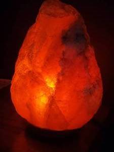 lot 27 image: Diming salt lamp