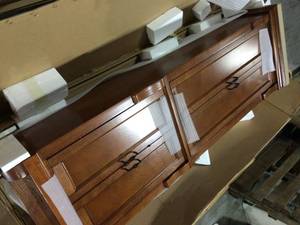 brown cabinet (in good condition see all pictures)