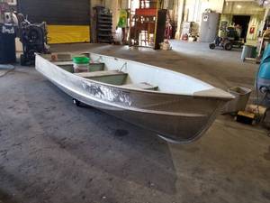 Lund 14 Fishing Row Boat