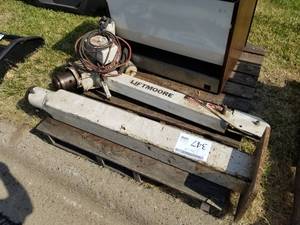 lot 347 image: Liftmore Boom Lift