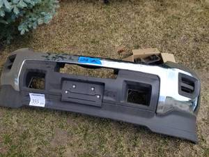 lot 355 image: 2018 GMC Front Bumper