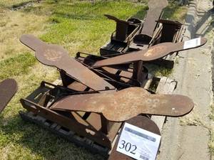 lot 358 image: Lot of (3) Vintage Steel Shooting Targets