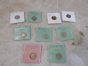lot 24 image: 9 Silver Dimes