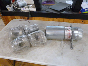 lot 30 image: Stop Light Clamp Kits
