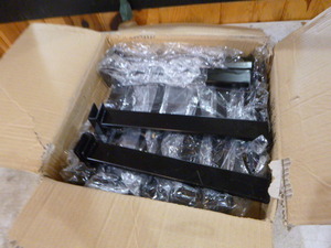 lot 33 image: Box of Slat Wall Pegs