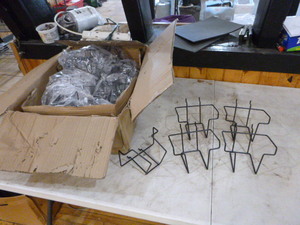 lot 34 image: Box of Countertop Pockets