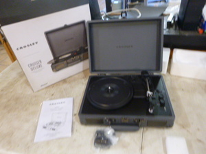 lot 50 image: New Crossley Cruiser Deluxe Portable Turntable