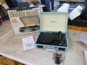 lot 51 image: New Crossley Cruiser Deluxe Portable Turntable