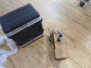 lot 80 image: Antique Farr Hand Crank Telephone