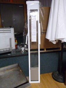 lot 94 image: Pet Safe Freedom Patio Panel Pet Door