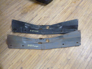 lot 124 image: 2 Charger Parts