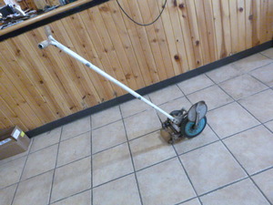 lot 162 image: Vintage Pennsylvania Lawn EdgerMower
