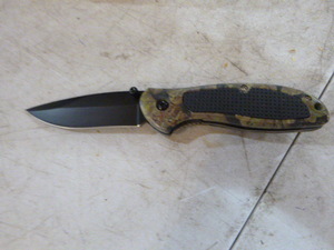 lot 175 image: 11 Camo Folding Knives