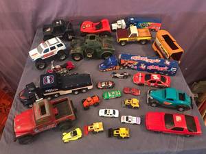 lot 69 image: Toys