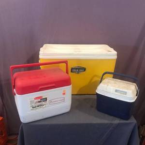 lot 82 image: Coolers