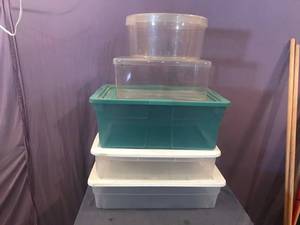 lot 94 image: 5 Totes with Lids