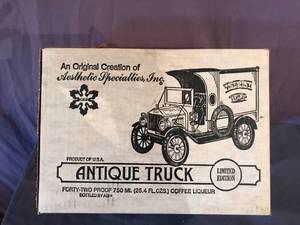 lot 6 image: Antique Truck Decanter