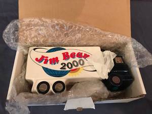 lot 13 image: Jim Beam Reno 2000 Semi