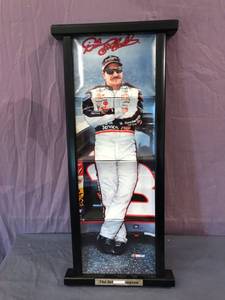 lot 24 image: Dale Earnhardt Collectible