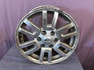 lot 70 image: Rim