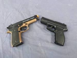 lot 79 image: Pellet Guns