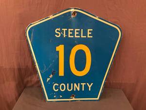lot 88 image: Decommissioned Road Sign