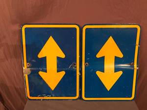 lot 89 image: Decommissioned Road Sign