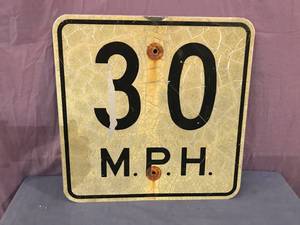 lot 90 image: Decommissioned Road Sign