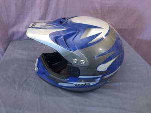 lot 104 image: Helmet