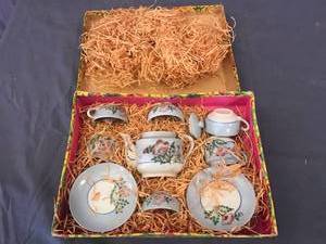 lot 105 image: Toy Tea Set