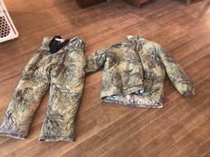 lot 153 image: Cabelas Open Country Jacket & Pants