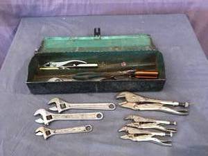 lot 206 image: Metal Tool Box & Tools