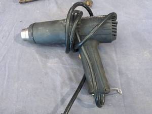 lot 207 image: Sanders & Heatgun