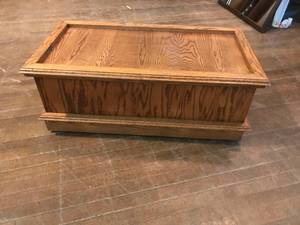 lot 191 image: Coffee Table on Wheels