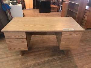 lot 193 image: Desk