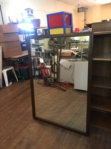 lot 195 image: Large Mirror